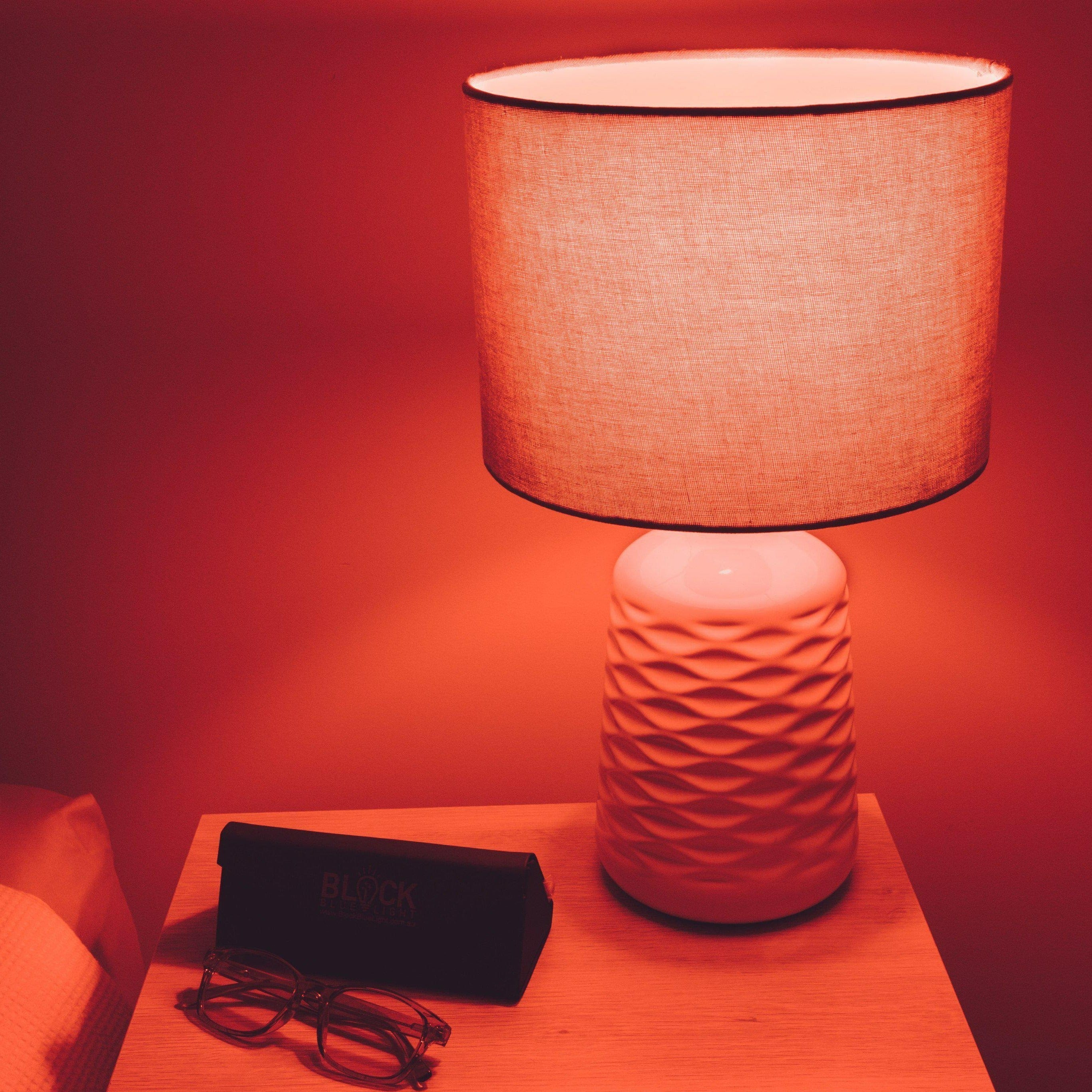 Twilight Red Light Bulb  - E12 (Small Screw) - Image 2